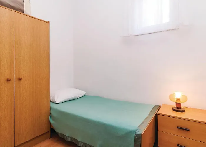 Drfranje Tudmana I Apartmán Turanj