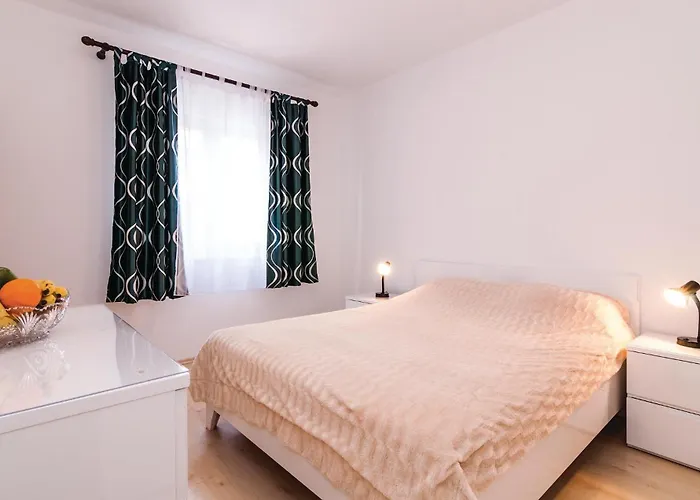 Drfranje Tudmana I Apartmán *