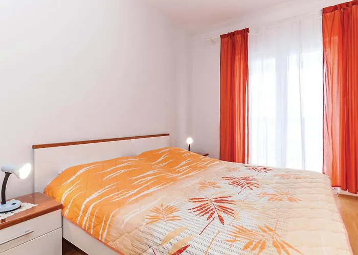 Drfranje Tudmana I Apartmán