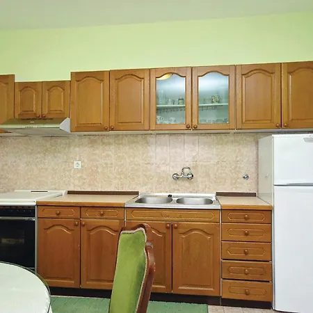 Apartment Awesome In With Kitchen